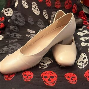 Michelle D Elegant Cream Women's Shoes